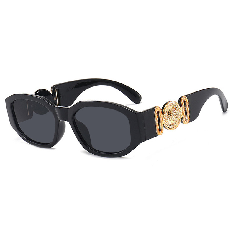 A Pair of PC Men and Women wit - Women Fashion Online recensione e prezzo