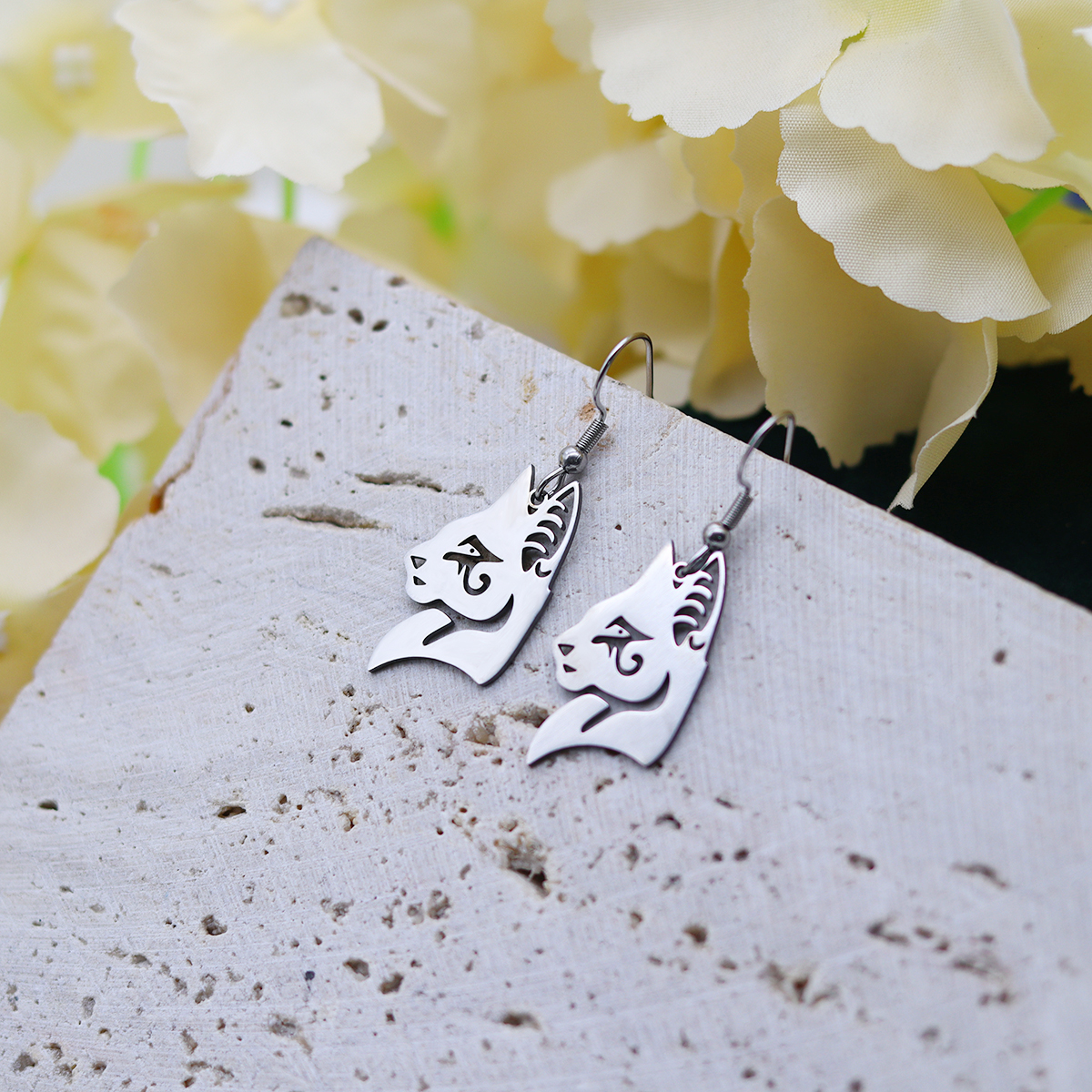 Kinitial Egyptian Cat Head Dan - Women Fashion Egypt recensione e prezzo