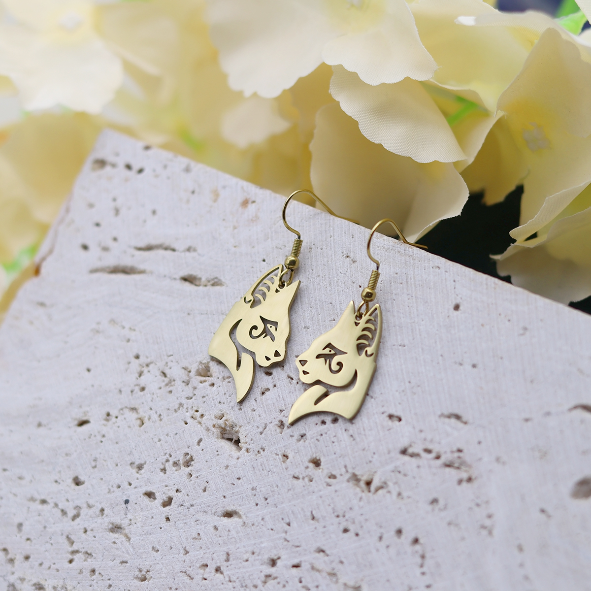 Kinitial Egyptian Cat Head Dan - Women Fashion Egypt recensione e prezzo