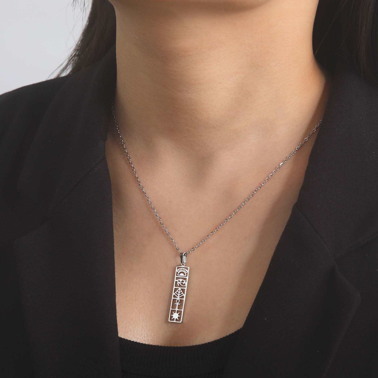 Skyrim Egyptian Ankh Hieroglyp - Women Fashion Egypt recensione e prezzo