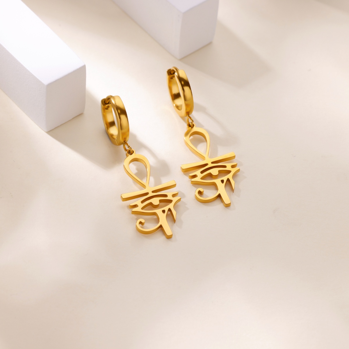 Eye of Horus Egypt Pendant Ear - Women Fashion Egypt recensione e prezzo